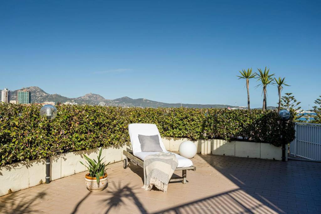 Sunny Rooftop Loft With Gorgeous Views Of Olbia Dış mekan fotoğraf